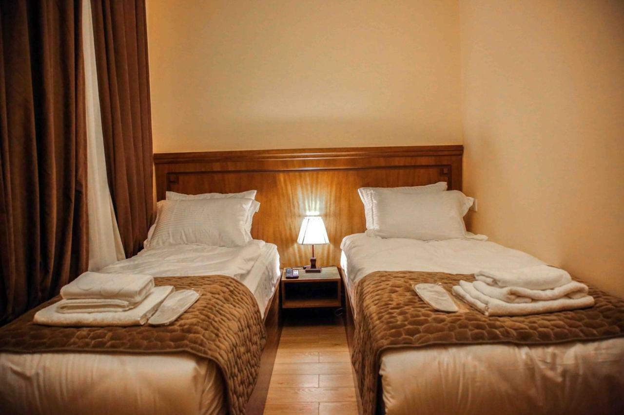 B&B Rooms 第比利斯 外观 照片